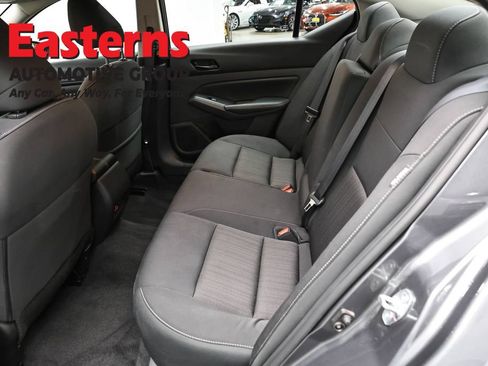 Used 2025 Nissan Altima 2.5 SV FWD image 21