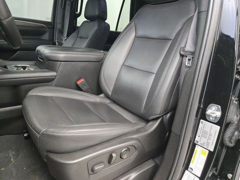 Used 2022 Chevrolet Tahoe LT w/ Luxury Package image 25