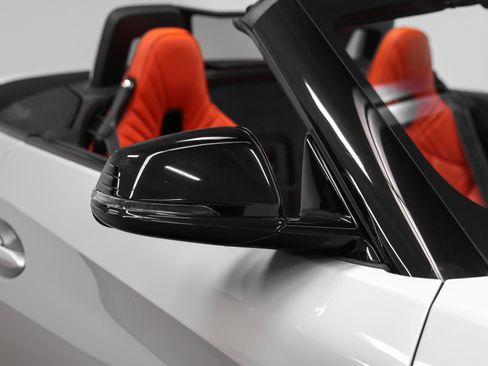 Used 2022 BMW Z4 M40i w/ Premium Package image 16