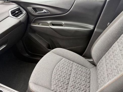 Used 2024 Chevrolet Equinox LT FWD image 20