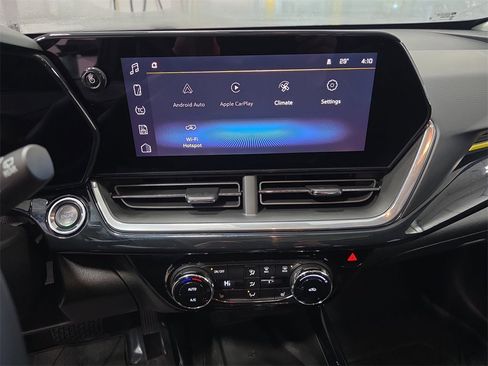 Certified 2024 Chevrolet Trax ACTIV w/ Sunroof Package image 21