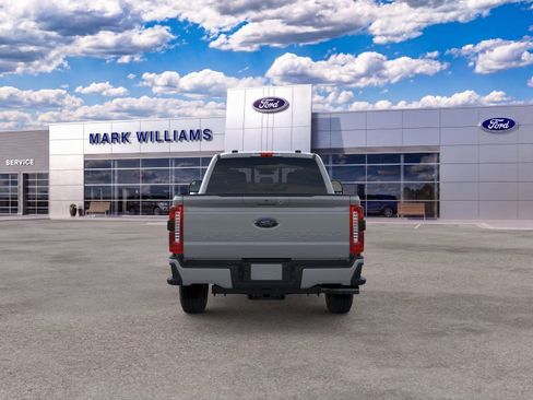 New 2026 Ford F250 XLT w/ XLT Premium Package AWD/4WD image 5