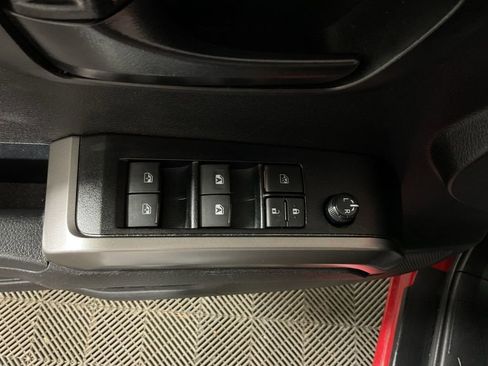 Used 2023 Toyota Tacoma SR5 image 15
