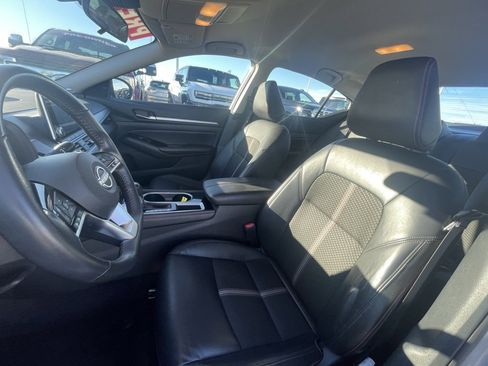 Used 2024 Nissan Altima 2.5 SR image 21