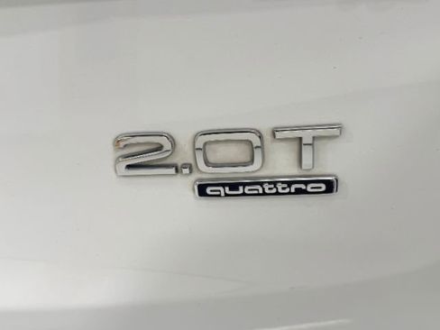 Used 2015 Audi Q5 2.0T Premium Plus w/ Technology Package image 15