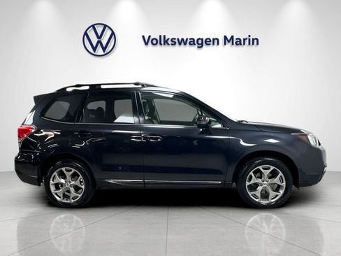 Used 2018 Subaru Forester 2.5i Touring AWD/4WD image 6