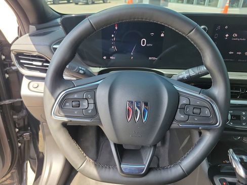 Used 2024 Buick Envista Sport Touring w/ Convenience I Package FWD image 22