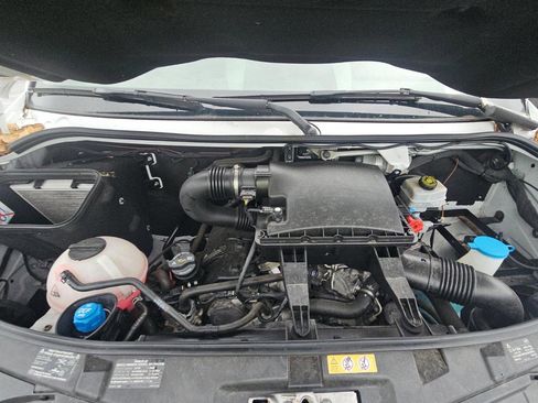 Used 2017 Mercedes-Benz Sprinter 144 Cargo image 10