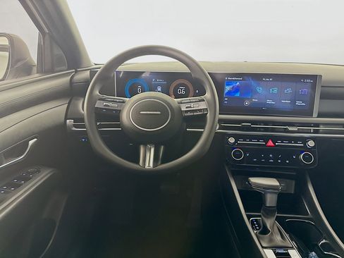 Used 2025 Hyundai Santa Cruz SEL image 26