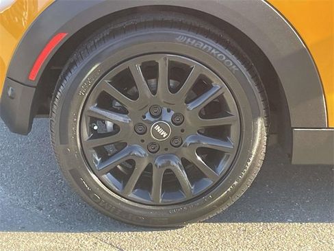 Used 2017 MINI Cooper Convertible image 7