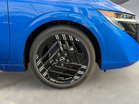 Certified 2026 Nissan Sentra SR w/ Floor Mat Package FWD image 14