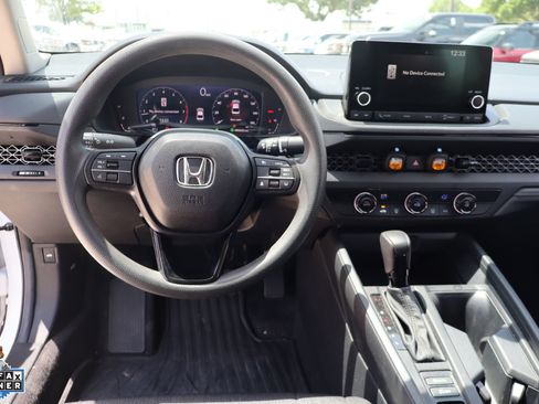 Used 2024 Honda Accord LX image 17