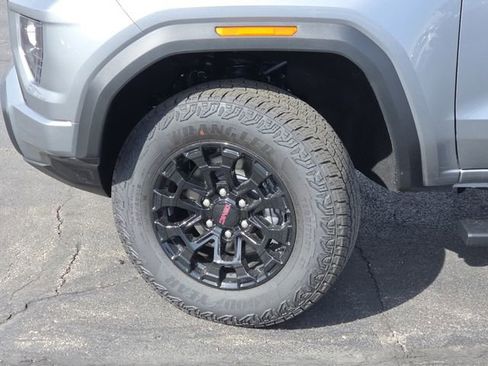 New 2026 GMC Canyon Elevation w/ Convenience Package image 25