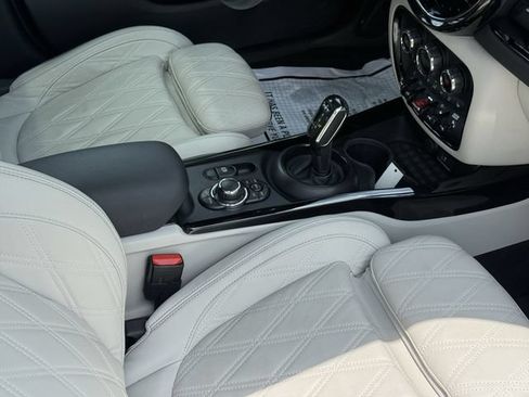 Used 2022 MINI Cooper Clubman S FWD image 19