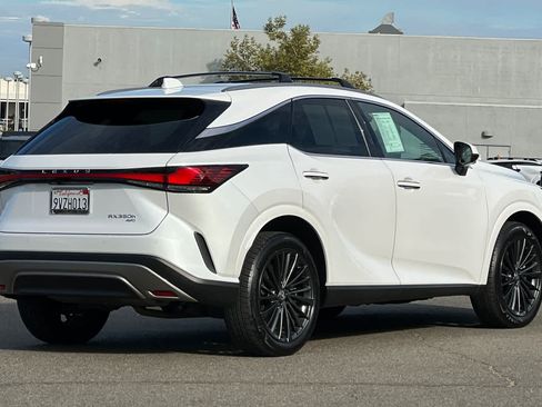 Used 2025 Lexus RX 350h w/ Convenience Package AWD/4WD image 2
