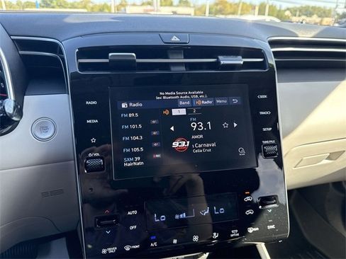 Used 2022 Hyundai Tucson Blue image 14