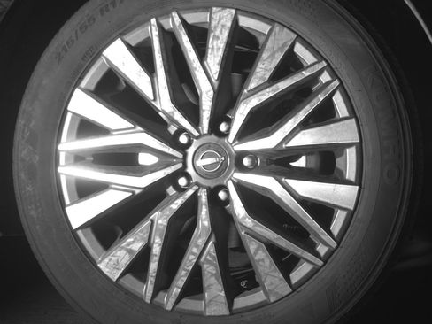 Used 2025 Nissan Altima 2.5 SV image 13