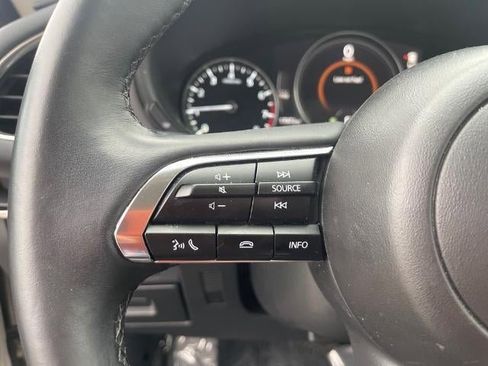 Used 2025 MAZDA MAZDA3 s image 8