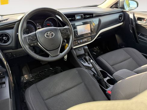 Used 2017 Toyota Corolla iM image 15