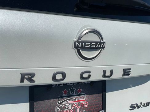 Certified 2024 Nissan Rogue SV w/ SV Premium Package AWD/4WD image 33