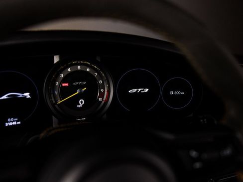 Used 2022 Porsche 911 GT3 RWD image 22
