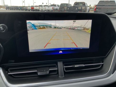 Used 2024 Chevrolet Trax LT w/ Driver Confidence Package image 44