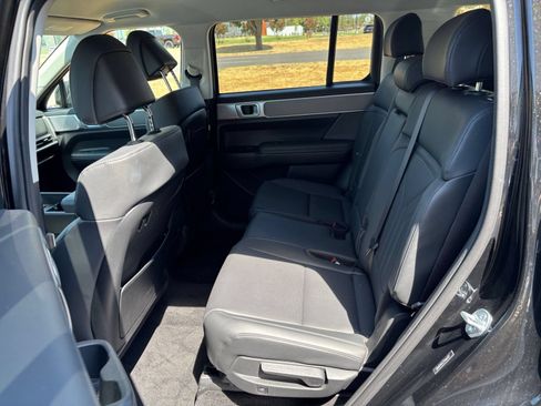 Used 2026 Hyundai Santa Fe SEL FWD image 27
