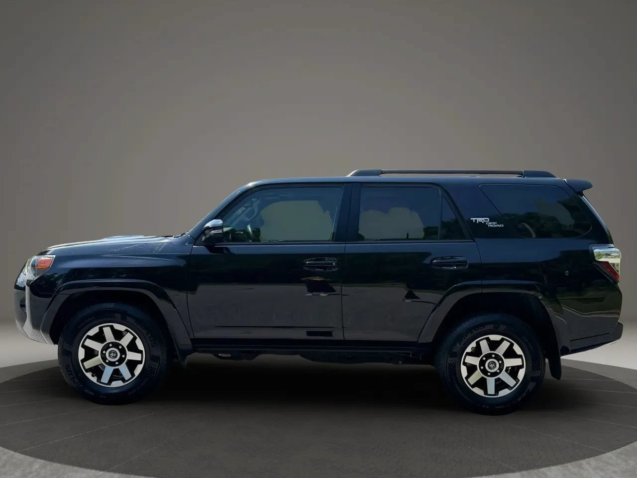 Used 2020 Toyota 4Runner TRD Off-Road Premium w/ Moonroof Package AWD/4WD image 7