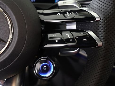 Used 2026 Mercedes-Benz E 53 AMG e 4MATIC Sedan image 50