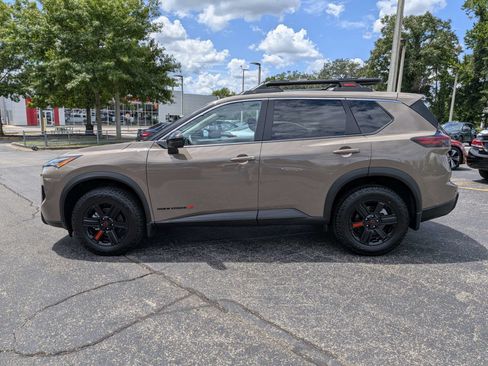 Used 2026 Nissan Rogue SV w/ Rock Creek Premium Package AWD/4WD image 7