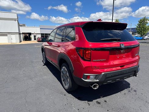 Used 2025 Honda Passport EX-L image 5