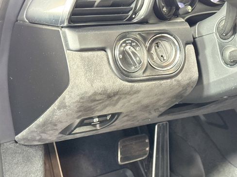 Used 2018 Porsche 911 Carrera GTS image 10