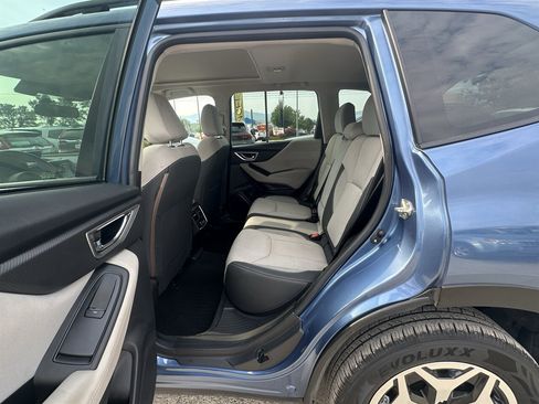Used 2022 Subaru Forester Premium AWD/4WD image 51