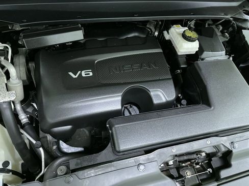 Used 2020 Nissan Pathfinder S image 30