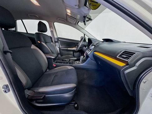 Used 2017 Subaru Crosstrek 2.0i Premium image 31