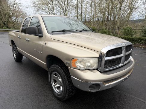 Used 2004 Dodge Ram 1500 Truck SLT w/ Big Horn Quad Cab Value Group AWD/4WD image 3