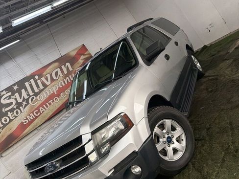 Used 2016 Ford Expedition EL XL image 2