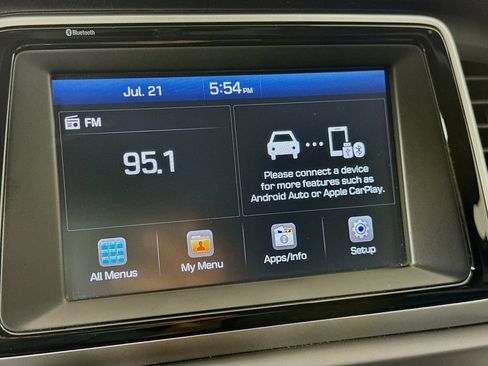 Used 2019 Hyundai Sonata SE FWD image 17