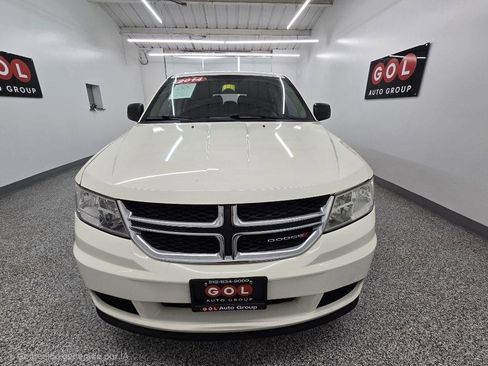 Used 2014 Dodge Journey American Value Package w/ Flexible Seating Group FWD image 2