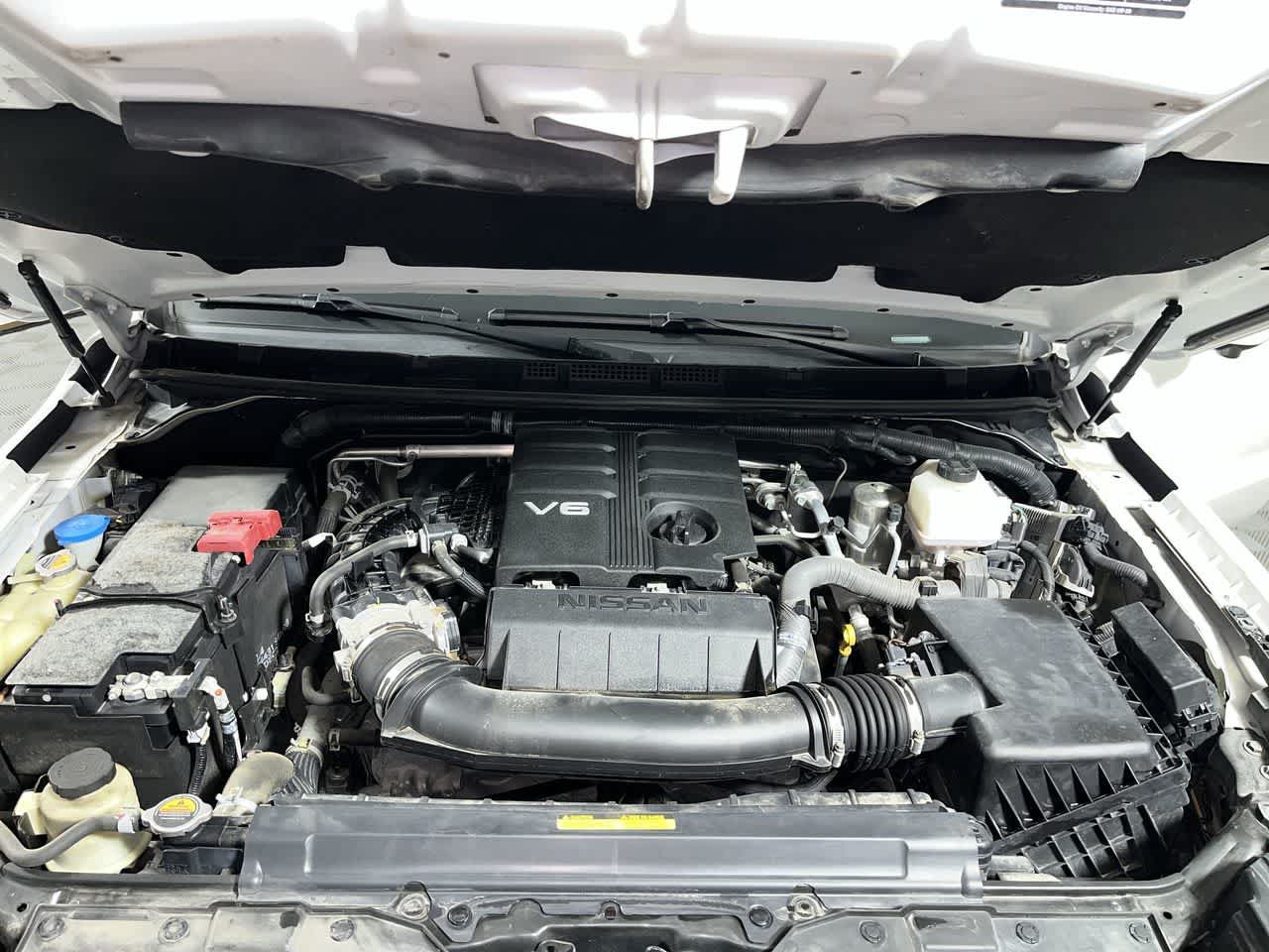Used 2023 Nissan Frontier PRO-4X w/ Pro-4X Premium Package AWD/4WD image 12