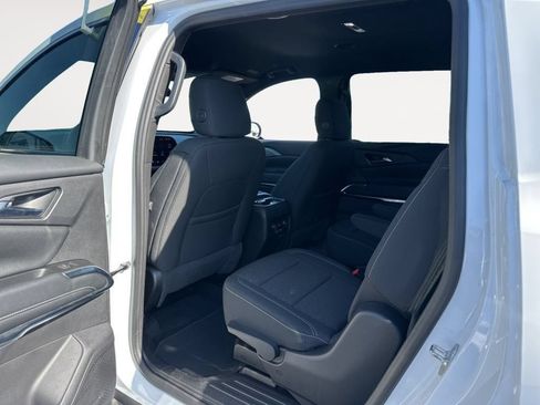 Used 2024 Chevrolet Traverse LT AWD/4WD image 29