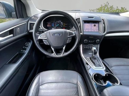 Used 2018 Ford Edge SEL w/ Equipment Group 201A AWD/4WD image 5