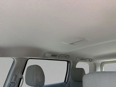 Used 2014 Nissan Quest S FWD image 28