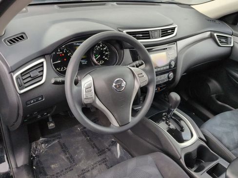 Used 2016 Nissan Rogue S image 10