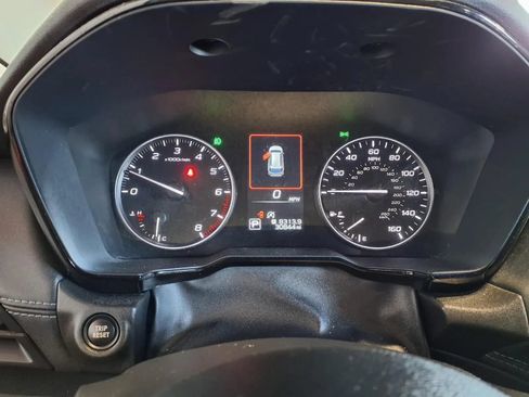Used 2024 Subaru Outback Premium AWD/4WD image 27