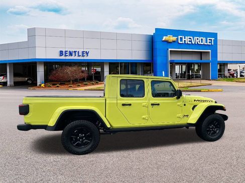 Used 2023 Jeep Gladiator Mojave w/ LED Lighting Group AWD/4WD image 7