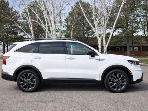 Used 2022 Kia Sorento SX Prestige image 5