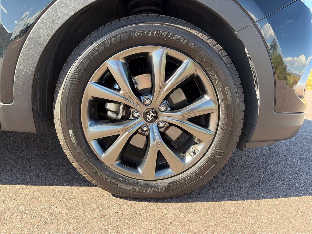 Used 2017 Hyundai Santa Fe Sport w/ 2.0T Ultimate Tech Package 05 FWD image 35