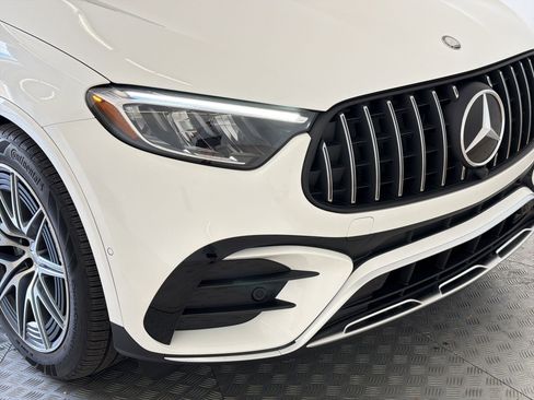 New 2026 Mercedes-Benz GLC 43 AMG 4MATIC image 11