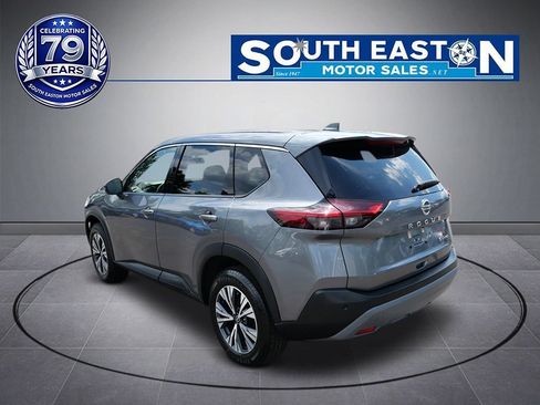 Used 2021 Nissan Rogue SV AWD/4WD image 5